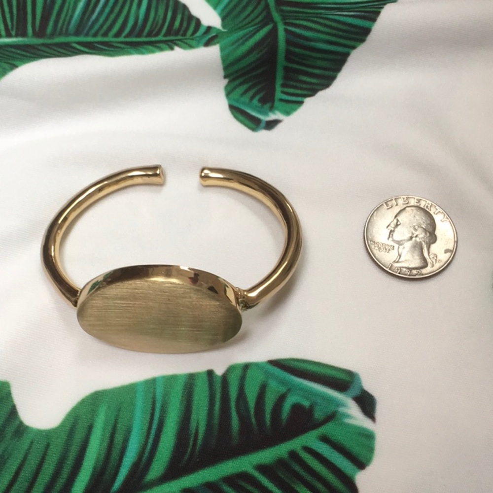 Gold Polished Bracelet &Earrings  Set - Picture 5 of 5